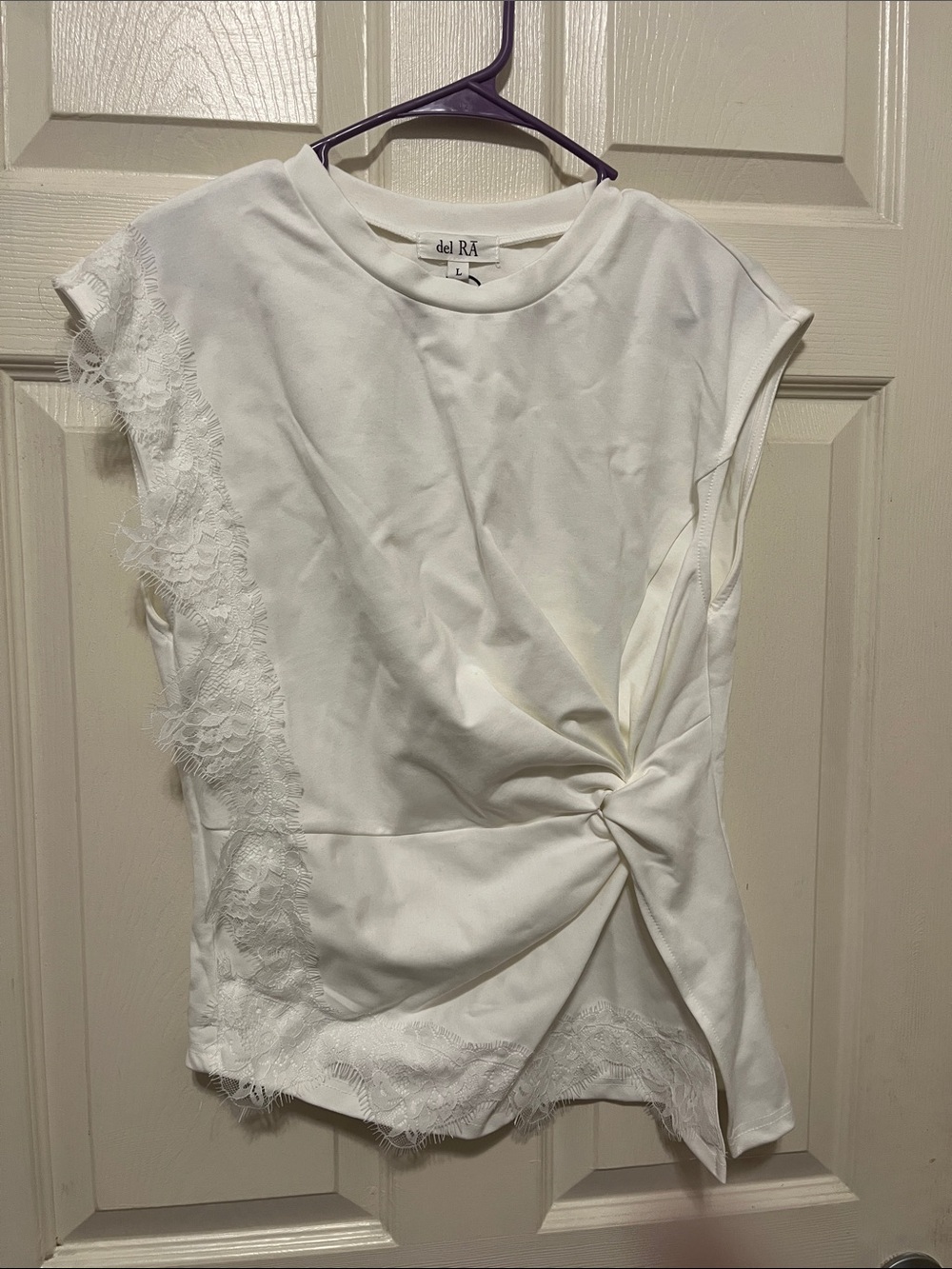 del RA White Twist-Knot Lace Trim Sleeveless Top NWT